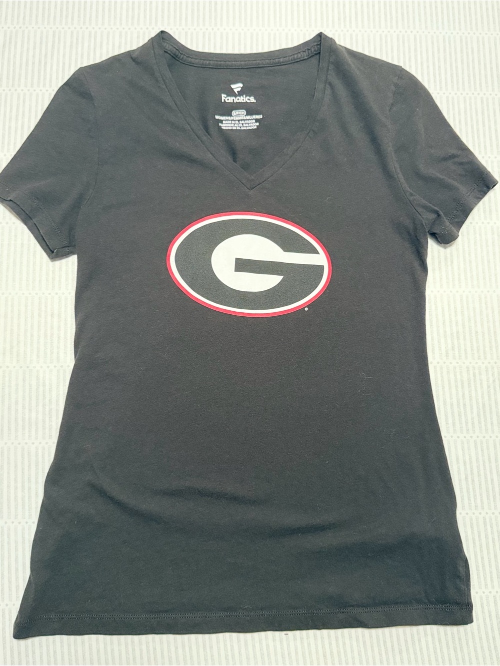 Fanatics Women's Georgia Bulldogs ncaa football Black V-Neck Logo Tee size small